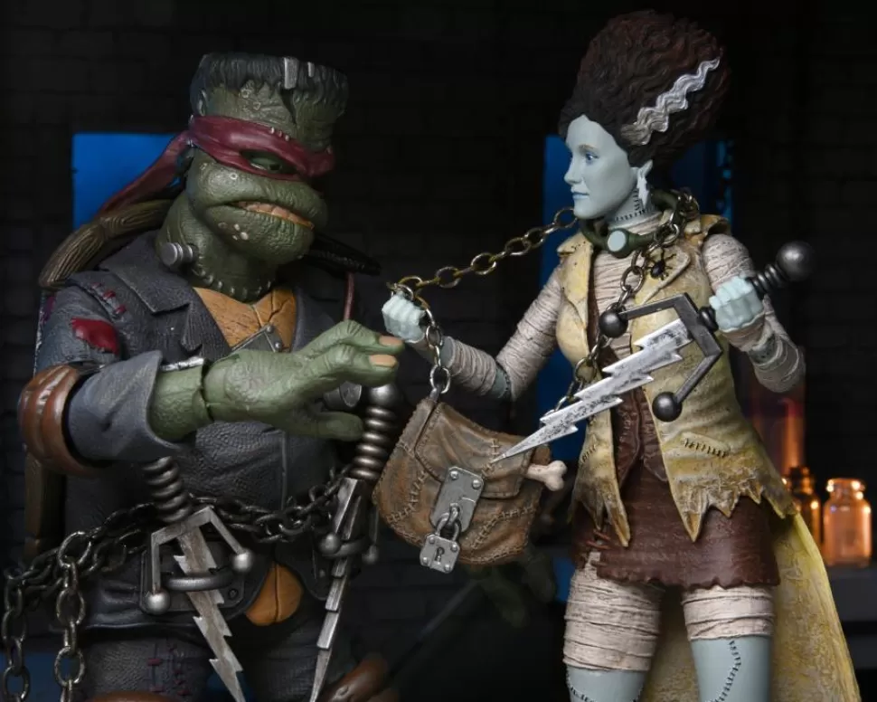 NECA April O'Neil Bride Of Frankenstein Figure - Universal Monsters X Teenage Mutant Ninja Turtles* Ultimates