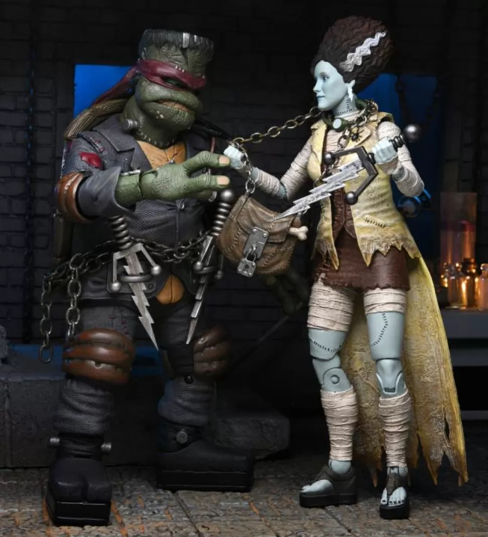 NECA April O'Neil Bride Of Frankenstein Figure - Universal Monsters X Teenage Mutant Ninja Turtles* Ultimates