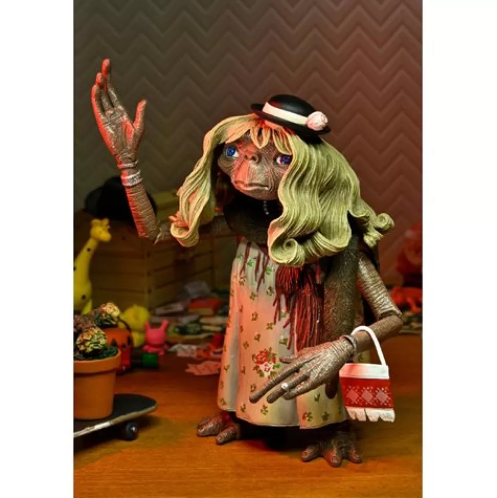 NECA E.T. The Extra-Terrestrial Ultimate Dress Up E.T. 40Th Anniversary 7-Inch Scale Action Figure* Ultimates